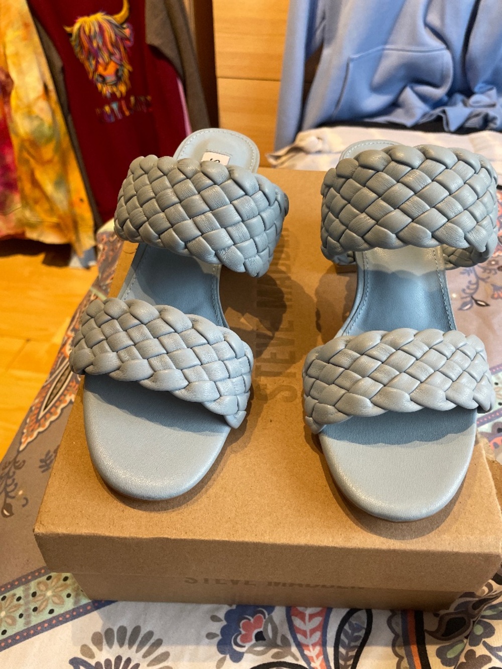 Ladies blue sandals